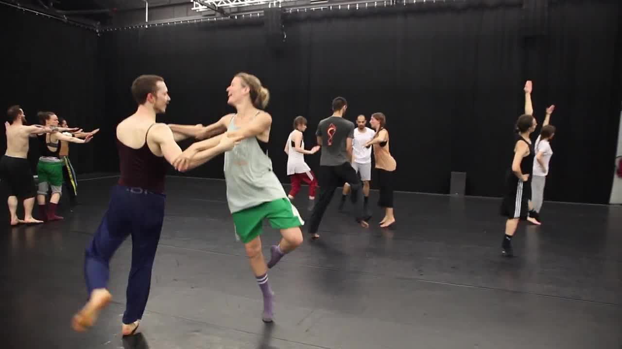 Vidéo "Story Water" – Emanuel Gat / Dance & Ensemble Modern - répétition