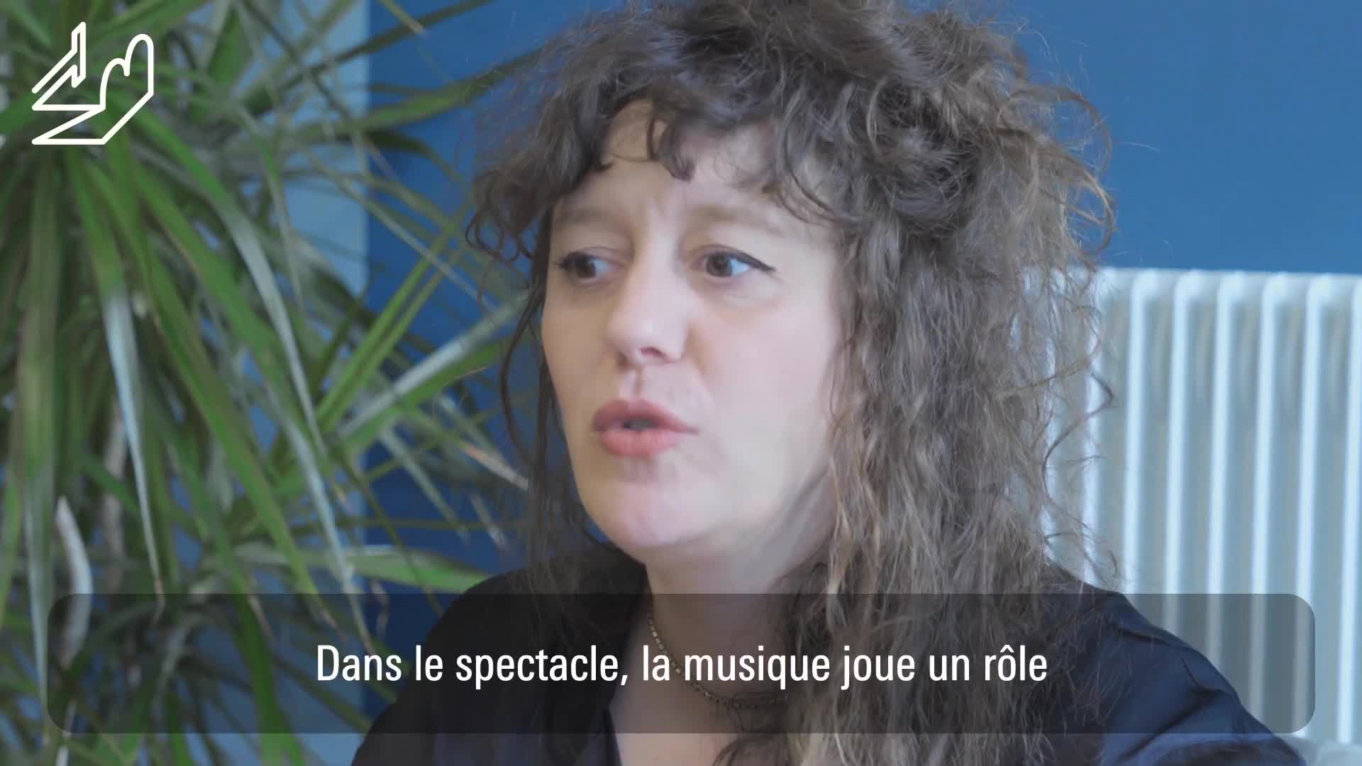 Vidéo "Poings", Pauline Peyrade, entretien avec Céleste Germe
