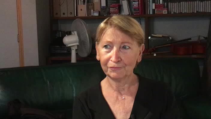 Image de la vidéo Suzanne Joubert - "La découverte du théâtre"